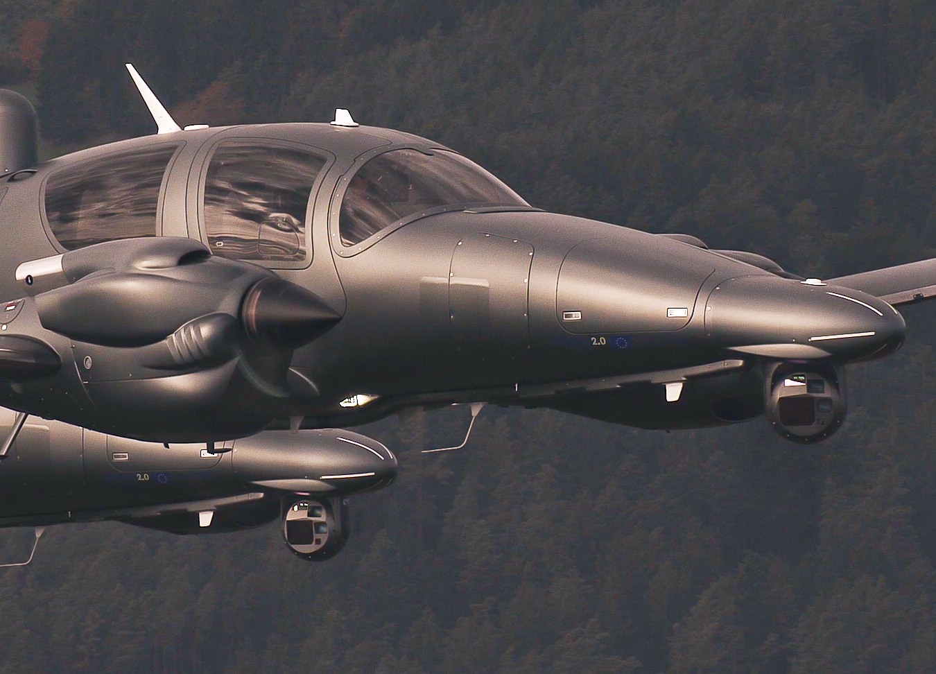 SATCOM Connectivity for DA62 MPP Fleet SATCOM Connectivity for DA62 MPP Fleet